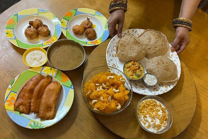 South Indian Vegetarian Cooking Class in Chennai with Meena - The banana-leaf meal: eating the results together