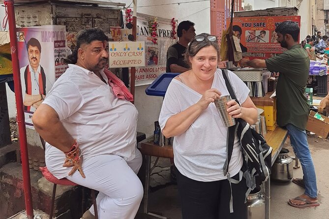 Sowcarpet Street Food Walking Tour in Chennai with guide - Kakada Ramprasad Sweets and Chaats: Jalebi and Chat at Mint Street
