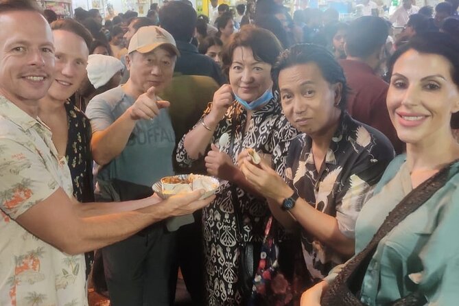 Sowcarpet Street Food Walking Tour in Chennai with guide - What the Small Group Format Does for Your Experience
