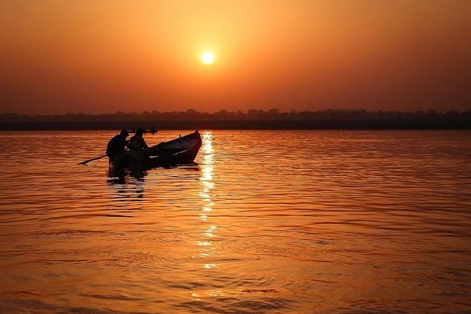Sunrise & Morning Down Town, Walking Tour. Daily Tour - Walking to Manikarnika Ghat: how to handle the cremation site respectfully