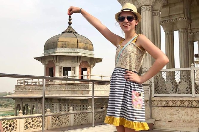 Sunrise Taj Mahal & Agra Fort Tour By Car From Delhi with 5 Star Breakfast - Stop 1 in New Delhi: pickup that sets the tone
