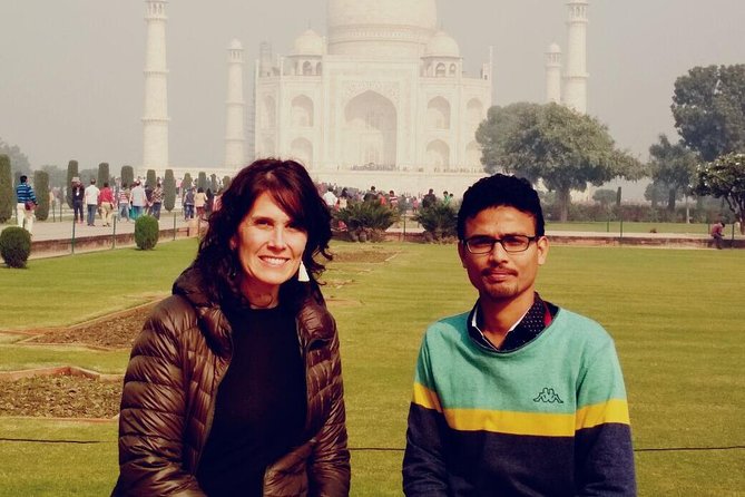 Sunrise Taj Mahal & Agra fort tour with Professional Photographer - Breakfast in Agra, then Agra Fort with UNESCO context