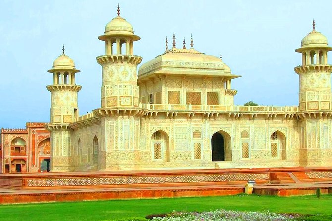 Sunrise Taj Mahal Day Trip from Delhi with Guide & Transfers - Price and value: Why $88 can work, if you budget for tickets