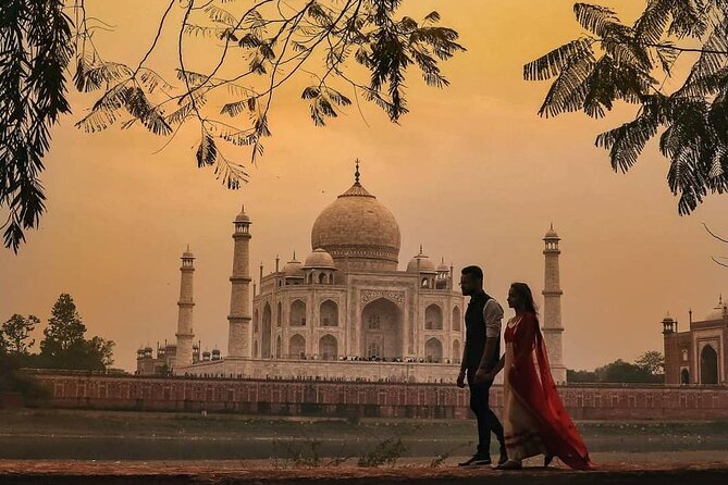 Sunrise Taj Mahal Tour from Delhi With Breakfast And Lunch - Agra Fort at 8:30 AM: the second UNESCO moment