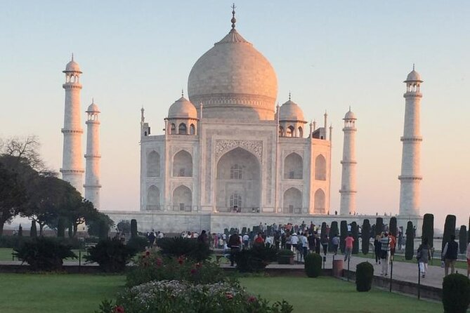 Sunrise Tour Of Taj Mahal From Delhi - All Inclusive - First Stop in Delhi: Kali Bari Temple Before You Chase Sunrise