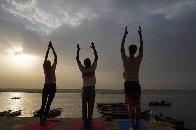 Sunrise Yoga / Mixed Level Class - Price and value: what $18 buys you in Varanasi