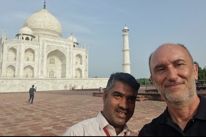 Taj Mahal, Agra Fort & Baby Taj Private City Tour by Car - How this Taj Mahal plus forts route actually saves time