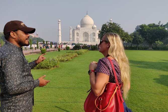 Taj Mahal, Agra Fort & Baby Taj Tour from Delhi - All Inclusive - Lunch at a 5-Star Hotel: Nice Break, But Check Your Option