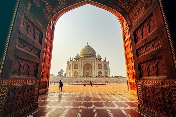 Taj Mahal, Agra Fort, Baby Taj Tour from Delhi by Superfast Train - Train meals and comfort: the small stuff that matters