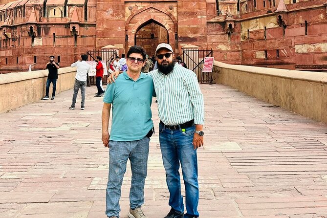 Taj Mahal & Agra Fort Private Guided Day Tour From Delhi - Guide quality can shape the day, Mudi to Iqra