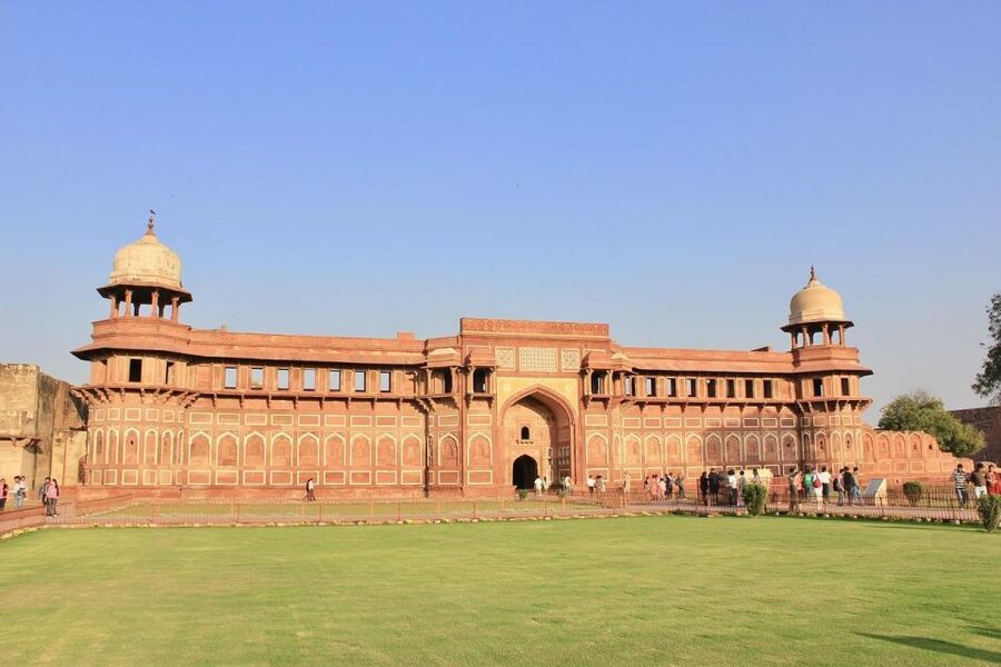 Taj Mahal & Agra Fort Private Tour with Lunch & Pickup - Value for around $7, and what that buys you in real life