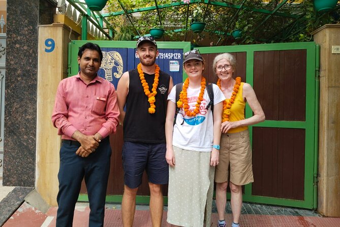 Taj Mahal & Agra Fort Skip-the-Line Tour from Delhi or Agra - Private guide, and what you get beyond ticket entry