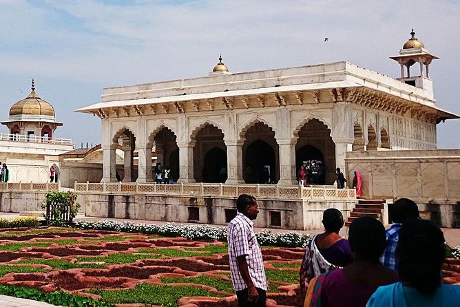 Taj Mahal & Agra Fort With Mother Teresa's Missionaries Of Charity From Delhi - Optional Agra Crafts for Souvenirs You Can Actually Use