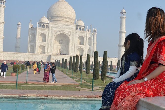 Taj Mahal & Agra Tour by Indian Bullet Train All Inclusive - A 12-hour Agra sprint from New Delhi by fast train
