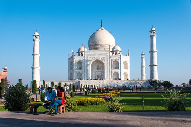 Taj Mahal and Agra Fort Tour From Delhi By Car - The Delhi to Agra drive: comfort and timing that matter