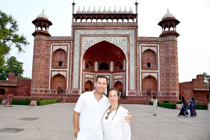 Taj Mahal and Agra Private Car Tour from Delhi with 5 Star Lunch - Agra Fort: Akbar’s fortress stop at a sane pace