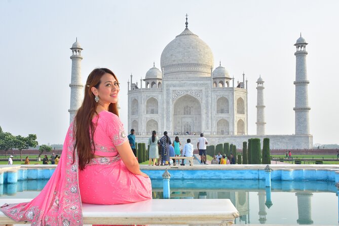 Taj Mahal at Sunrise and Agra Day Private Tour from Delhi - Agra Fort at 8:30 AM: A Different Side of Mughal Power