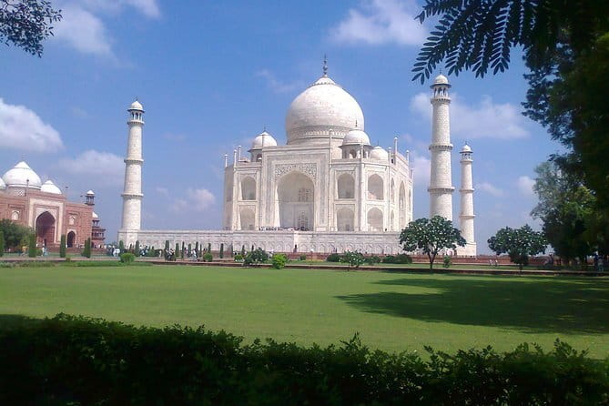 Taj Mahal by Tuk Tuk : A Local-Style Adventure - Food and dinner: plan for an optional local restaurant stop