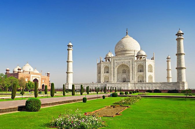 Taj Mahal Day Tour by Superfast Gatimaan Train from Delhi - Agra Fort: the red-stone stop that shares the Taj’s spotlight