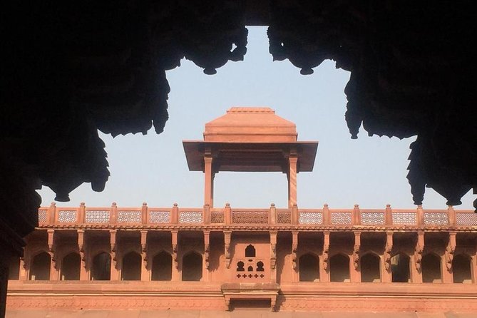 Taj Mahal Day Tour from Delhi by Superfast Train - Taj Mahal time: what to expect and how to prepare