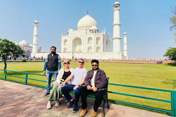 Taj Mahal day Trip from Delhi by Private Car ( Luxury & Comfort ) - Optional artistic stop in Agra, for when you want a slower flavor