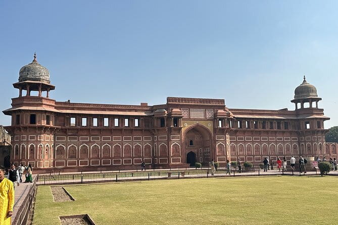 Taj Mahal day Trip from Delhi by Private Car ( Luxury & Comfort ) - Taj Mahal time: what you actually get at the monument