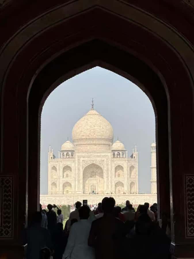 Taj Mahal: Foreigner Express Ticket (High Value) - Before You Enter: Meeting Up, Getting Your Extras, and Going Straight In