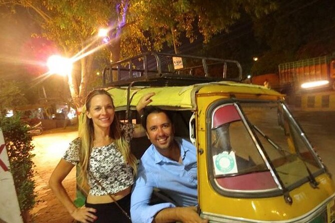 Taj Mahal Half Day Tour by Tuk Tuk - Pickup, Private Group Time, and Getting Your Bearings