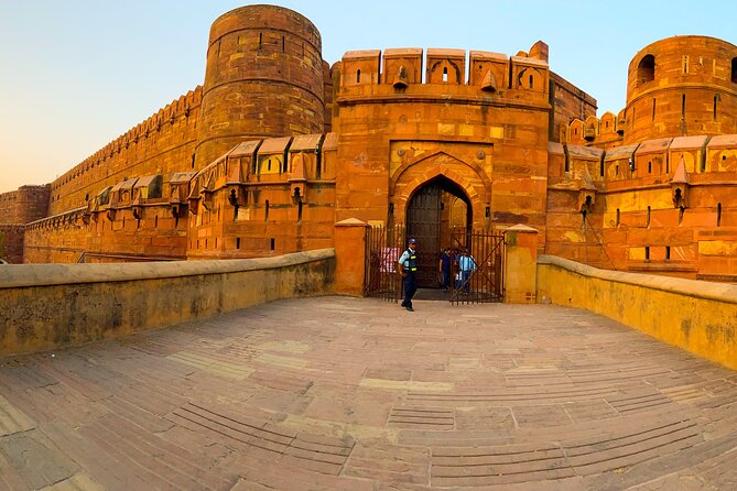 Taj Mahal Same Day Tour from Delhi by Car - What the guide and English-speaking driver change in your experience