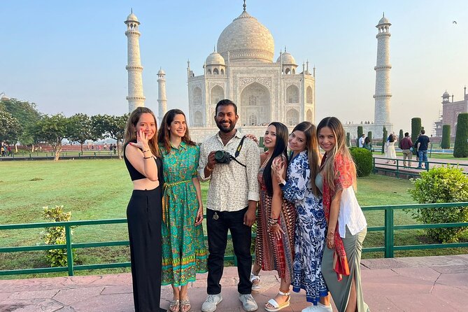 Taj Mahal Skip-the-Line Guided Tour with Optional Add-ons - Key things that make this tour work well