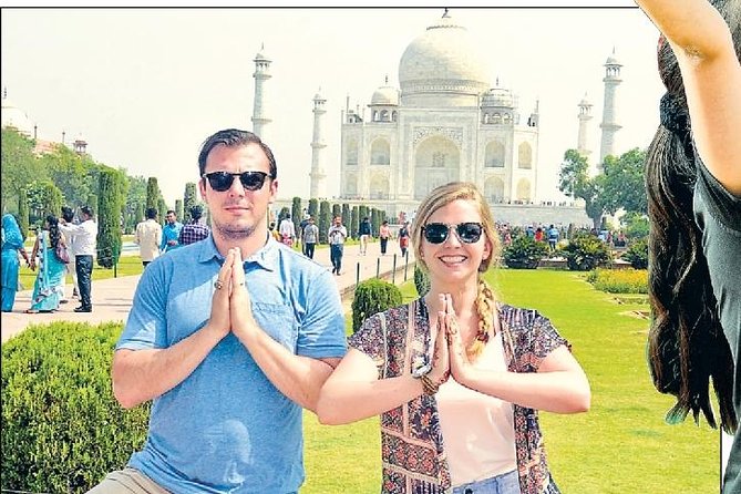 Taj Mahal skip the line - Luxury Tour - Group size, privacy, and why that matters with big sights