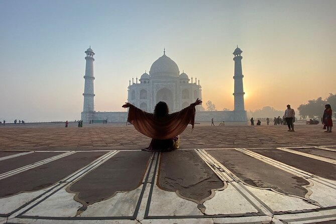 Taj Mahal skip the line luxury tour with guide - How the 3:00 AM start shapes your whole day