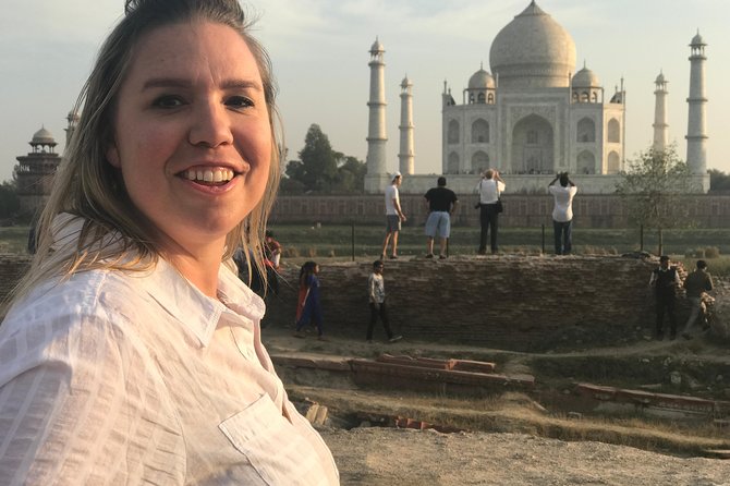 Taj Mahal skip the line luxury tour with guide - Sunrise views, photo help, and moving around without stress