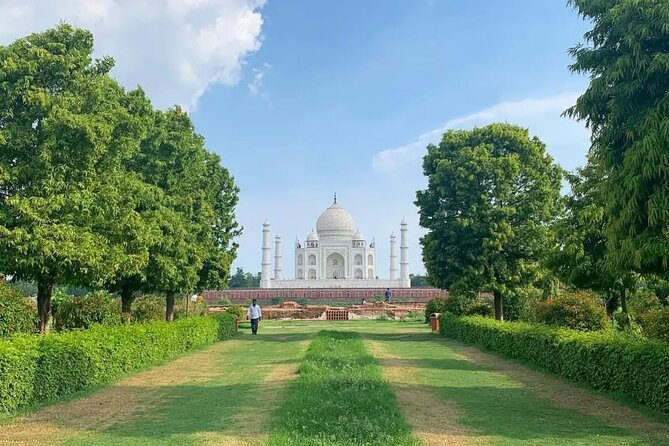 Taj Mahal Sunrise and Agra Fort Private Guided Tour - Private transportation and comfort in early-morning Agra
