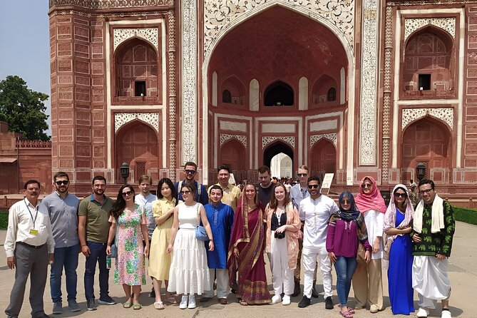 Taj Mahal Sunrise Private Trip by Car from Delhi - All Inclusive - Guides and photo moments: why people love this format