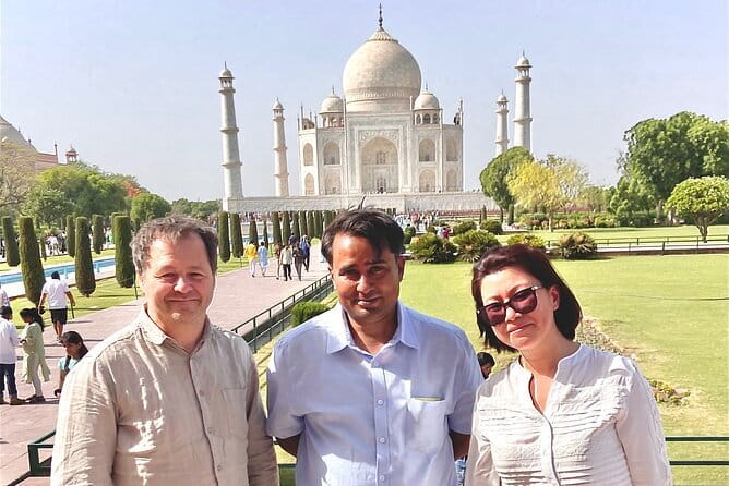 Taj Mahal Sunrise Tour From Delhi by Car - Sunrise Taj Mahal by car from Delhi, with a plan that actually fits your day