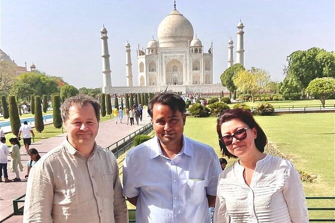 Taj Mahal Sunrise Tour & Full day Agra With Local Guide - Getting picked up in Agra without the usual hassle