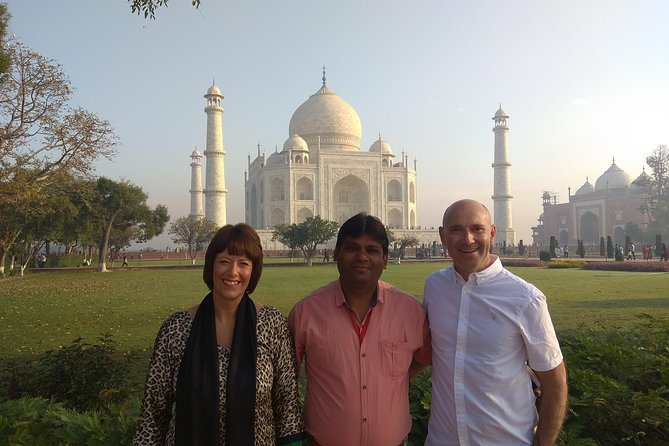 Taj Mahal Sunrise Tour With Agra Fort and Fatehpur Sikri - Private tour feel: personal attention without losing the group rhythm