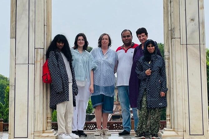 Taj Mahal Sunrise Tour with Agra overnight from Delhi - By Car - Key Things You’ll Appreciate