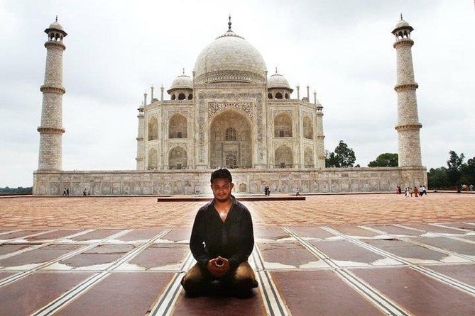 Taj Mahal Tour from Delhi All-Inclusive With-Multiple-Options - How the day stays organized, even with heavy crowds