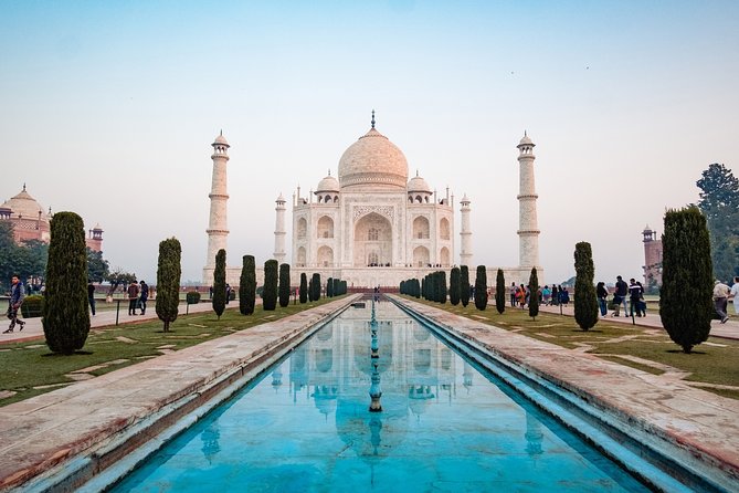 Taj Mahal Tour From Delhi By Car - Lunch at a multi-cuisine 5-star restaurant (and why it helps)