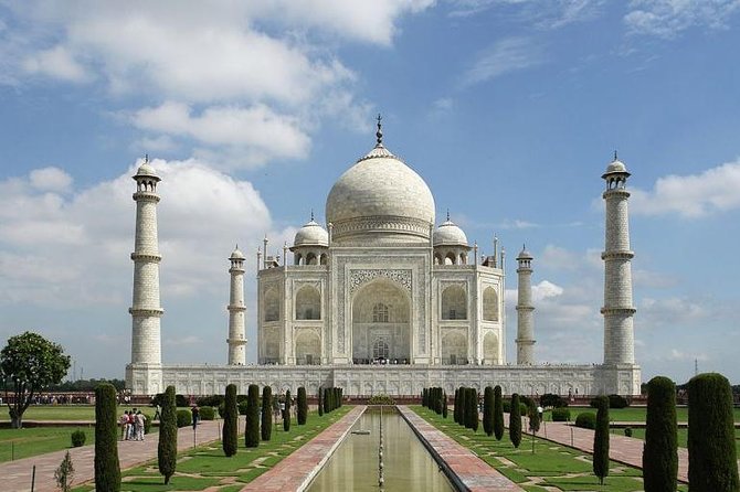 Taj Mahal Tour from Delhi by India's Fastest Train (GATIMAAN EXP) - Gatimaan Express day plan from New Delhi to Agra