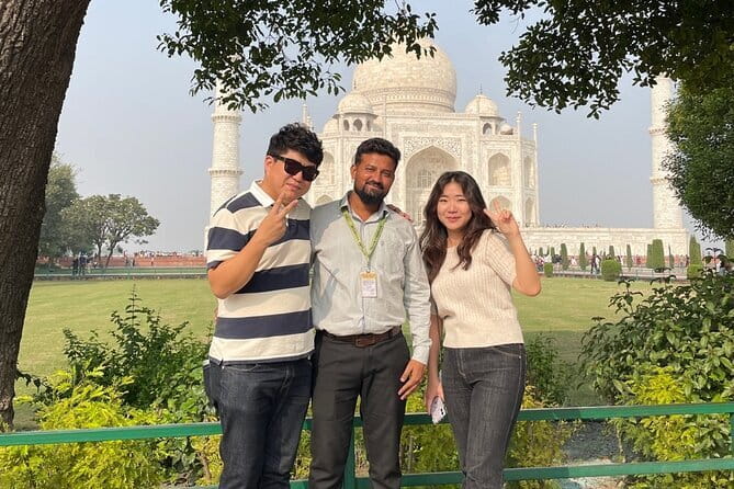 Taj Mahal Tour From Delhi— Private Day Trip with Agra Fort - Private Car From Delhi to Agra: How the Day Stays Easy