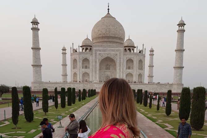 Taj Mahal Tour With Golden Triangle Tour India 3 Nights 4 Days - India Gate and Rashtrapati Bhavan for big-city orientation