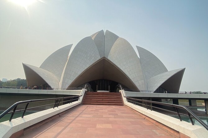 Taj Mahal Tour With Golden Triangle Tour India 3 Nights 4 Days - The drive to Agra on Yamuna Expressway, and what to do with the time