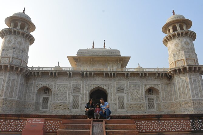Taj Mahal Tour with High-Speed Train Experience - All Inclusive - High-Speed Train Comfort, and What Included Meals Solve