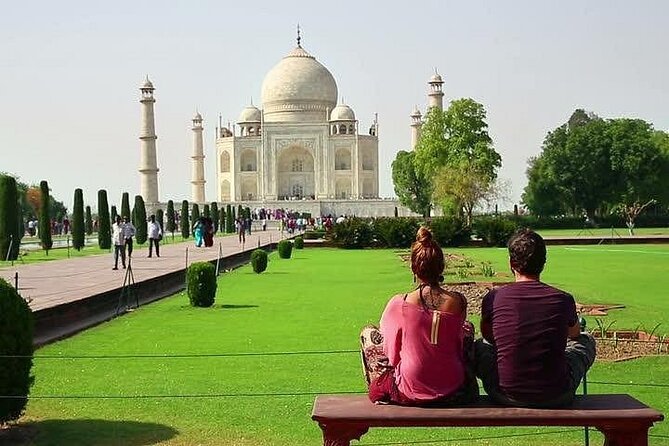 Taj Mahal Tour with Private Guide - Entering the Taj Mahal with photo guidance that saves time