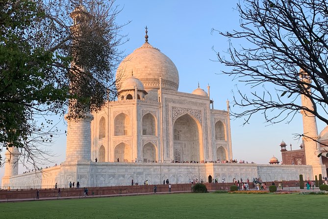 Taj Mahal Virtual Tour with Local Guide(Online Experience ) - Stop 1: The Taj Mahal, up close on marble, gardens, and reflections