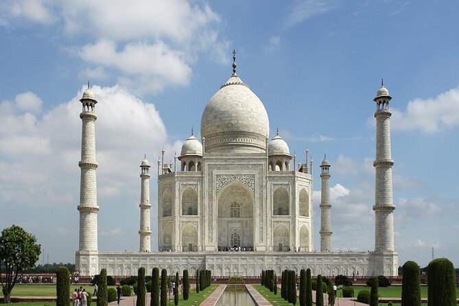 Taj Mahal with Local Agra Tour - Agra Fort for a full hour: Mughal palaces and secret chambers