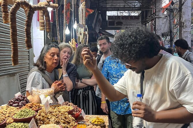 Temples, Bazaars & Food Tasting in Old Delhi with Female Guide - Key highlights you should notice before you go